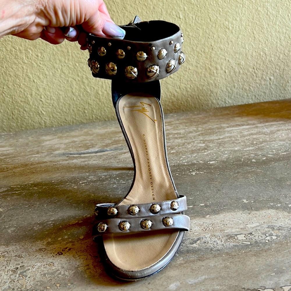 Giuseppe Zanotti Size 6 1/2 taupe , ankle strap, slightly warn